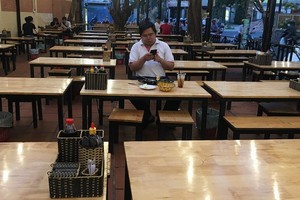 餐飲業要確保疫情期間的消費者就餐安全。（圖源：陳金英）