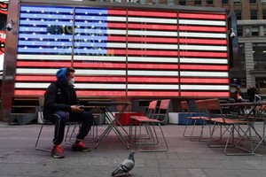 通常人潮湧動的時報廣場，現在幾乎空無一人。（圖源：Getty Images）