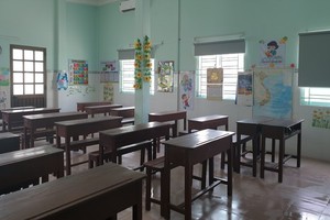 潁川學校的課室裝修後煥然一新迎接學生復課。