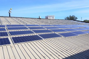 有了符合政策，未來期間，太陽能將發展更快。