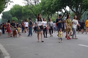 還劍湖步行街一瞥。（圖源：黎富）