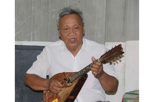 用音樂傳授歷史見識 