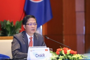 越南工商部長陳俊英主持會議。（圖源：光福）