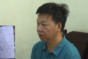 涉嫌放高利貸的武仲天被扣押。（圖源：警方提供）