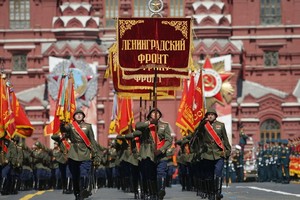 俄紀念衛國戰爭勝利 75 週年紅場閱兵式舉行。（圖源：AP）