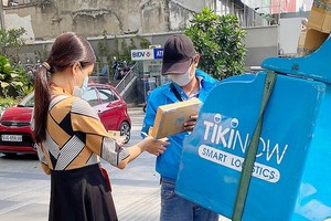 在線購物並上門送貨。