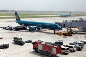 停機坪及附近有著多種類型的車輛同時在運營，因此發生碰撞和不安全事故的可能性很高。（圖源：俊馮）