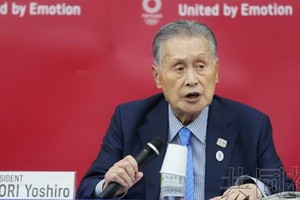 東京奧運組委會主席森喜朗17日在國際奧委會(IOC)大會上發言。（圖源：共同社）