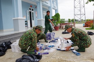 西寧省邊防部隊查獲並扣留的走私香煙。（圖源：海鵬）