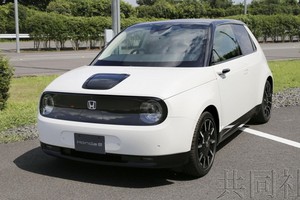 本田汽車即將推出首款電動車Honda e，標榜都會區代步，預計10月30日正式發售。（圖源：共同社）