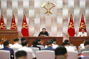 朝鮮最高領導人金正恩8日主持朝鮮勞動黨第七屆中央軍事委員會第六次擴大會議。（圖源：朝中社）