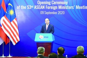 政府總理阮春福致詞。（圖源：光孝）