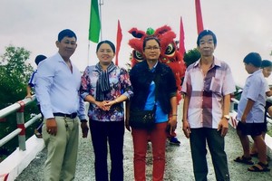 “二德”混凝土橋落成儀式。