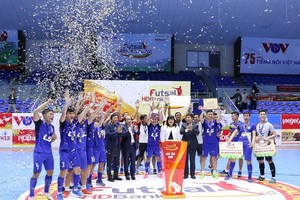 泰山南在擊敗慶和Sanvinest Sanatech隊之後奪得冠軍。（圖源：互聯網）