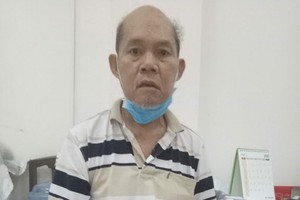 陳蘇蝦的手及大腿需要動手術以方便洗腎。