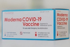 FDA批准緊急使用莫德納疫苗。（圖源：互聯網）