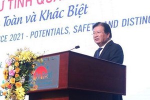 政府副總理鄭廷勇在會議上致詞。（圖源：河阮）