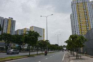 武文傑大道在敷設時已把電網地下化。