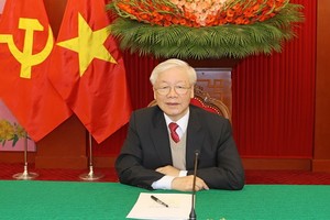 總書記、國家主席阮富仲與柬人民黨主席、柬首相洪森通電話。（圖源：越通社）