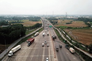 胡志明市-忠良高速公路是 南面區域已投入運作的 兩條高速公路之一。