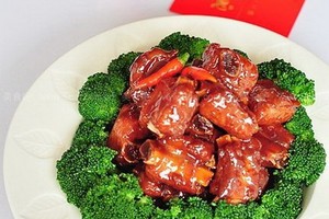 鴻運排骨。（圖源：互聯網）