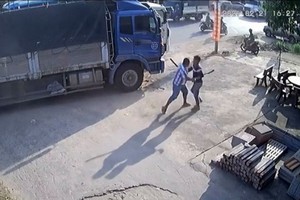 （圖源：監控視頻截圖）