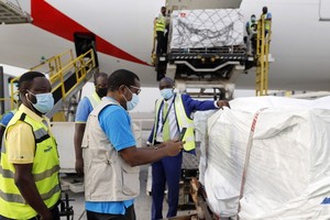 加納成首個透過Covax獲得疫苗的國家。（圖源：AP）