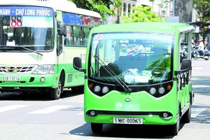 小型巴士可緩解堵塞。