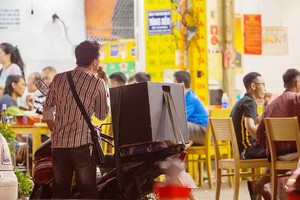 為處理自發性卡拉OK噪音，坊責成街區、區域警察跟進、提醒以及處理。