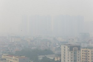 昨(14)日上午9時，河內市空氣質量指數達中至劣等。（示意圖源：嘉政）