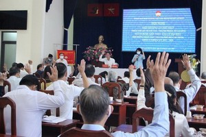 第一次協商會議通過國會代表及市人民議會代表候選人名單。（圖源：梅花）