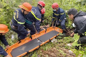 及時拯救深墜海雲嶺懸崖青年