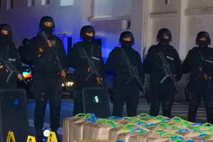 過去10多年來，摩洛哥安全部門加強了打擊大麻種植和大麻製品交易的力度，僅去年就查獲約217噸大麻製品。（圖源：互聯網）