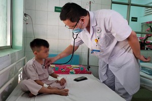 小Q當前已闖過險關，生命體徵基本平穩。（圖源：A. Lộc）