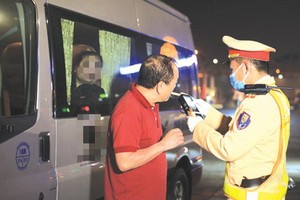 半個月查處酒駕近一萬起