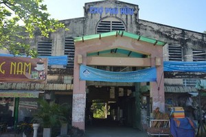 被荒廢街市令人遺憾