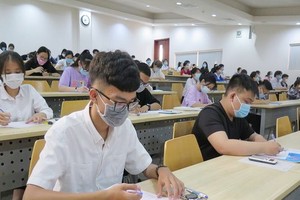 高中應屆生參加2021年第一輪能力評價考試。（圖源：范英）