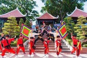 蓮潭文化公園每年均舉辦嚮往根源文藝節目。