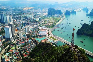 廣寧省下龍市一瞥。（圖源：VTV）