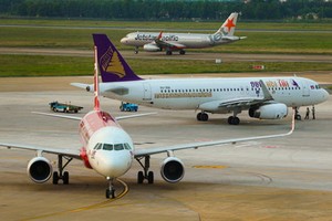 全國現有二十二個機場（九個國際機場與十三個國內機場）