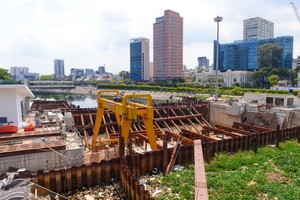 位於第一郡和第四郡之間由中南集團投建的濱藝防潮閘。