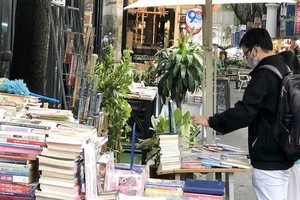 本市書香街對讀者而言是個有信心的舊書買賣地點。