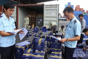 海關防打走私預算收入達 630 億元