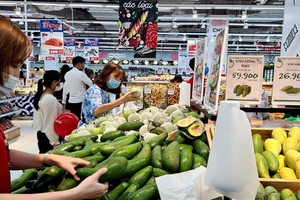 超市貨源充足。