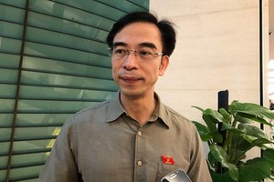 白梅醫院院長阮光俊退出國會代表候選人名單。（圖源：志平）