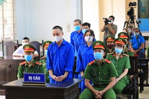 庭審現場。（圖源：嘉慶）