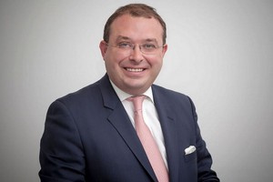 世界公關與傳播協會總幹事 Francis Ingham。（圖源：推特） 