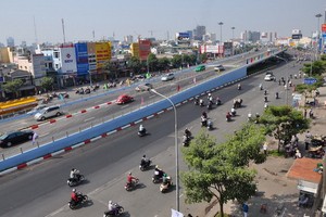 本市加快交通項目的投建進度。（圖源：光定）