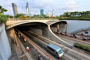 守添隧道一瞥。（圖源：秋莊）