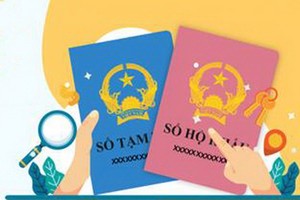 今年７月１日是不再新發戶口簿、暫住簿及在一些場合下回收這兩本簿子，不是完全取消這些證件的時段。不要誤會！